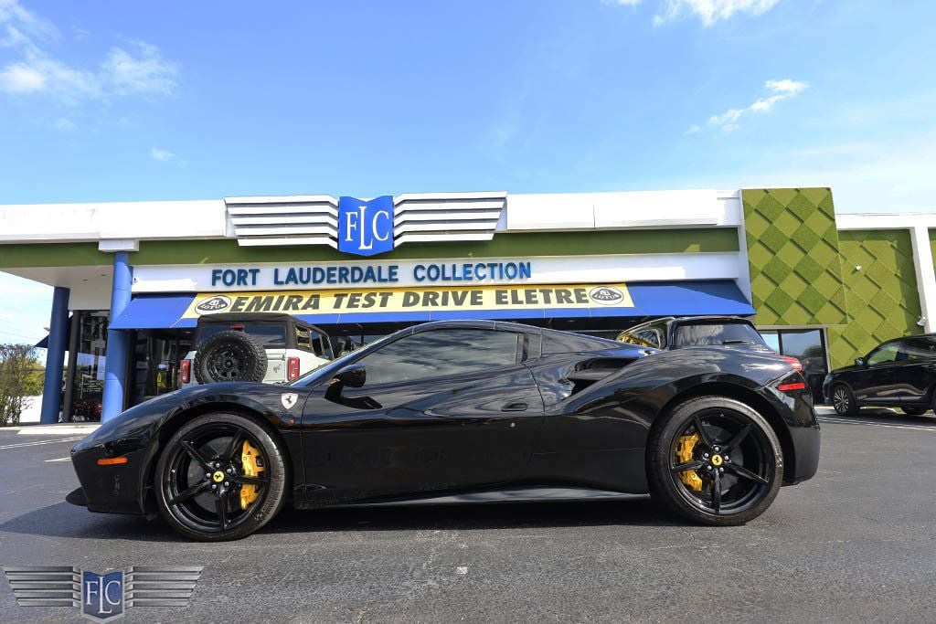 2018 Ferrari 488 Spider Convertible - 22699200 - 39