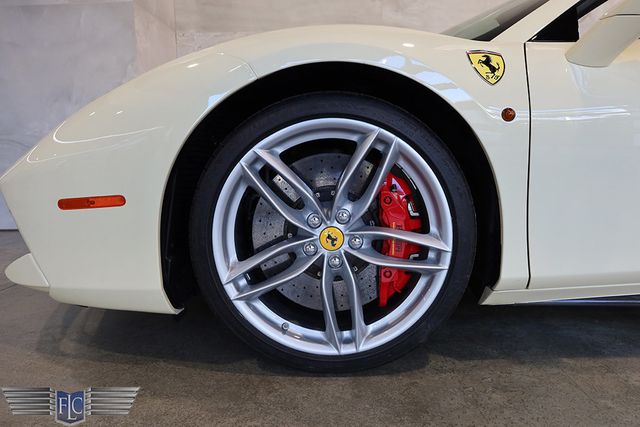 2018 Ferrari 488 Spider Convertible - 22993121 - 40