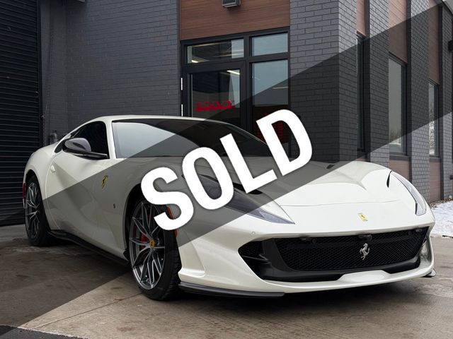 2018 Ferrari 812 Superfast BIANCO FUJI ONLY 2,000 MILES HIGH MSRP RARE SPEC - 22932333 - 0