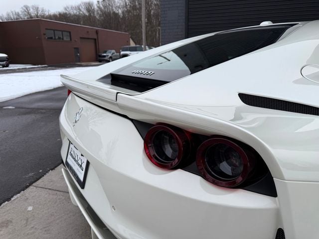 2018 Ferrari 812 Superfast BIANCO FUJI ONLY 2,000 MILES HIGH MSRP RARE SPEC - 22932333 - 23