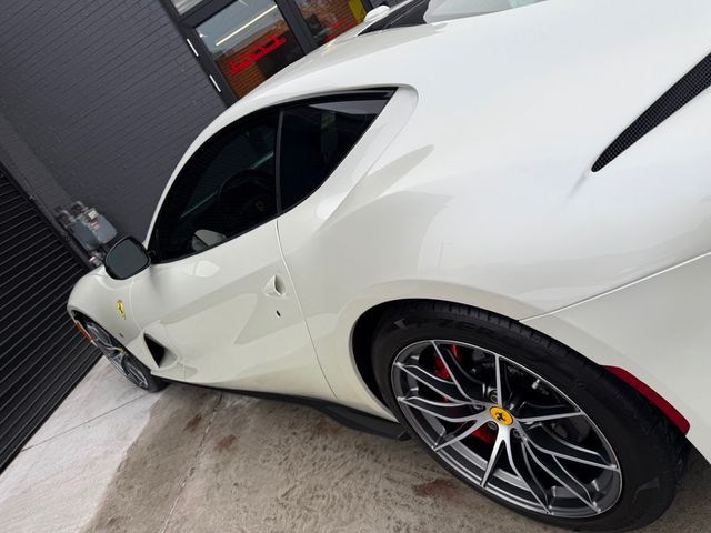 2018 Ferrari 812 Superfast BIANCO FUJI ONLY 2,000 MILES HIGH MSRP RARE SPEC - 22932333 - 28