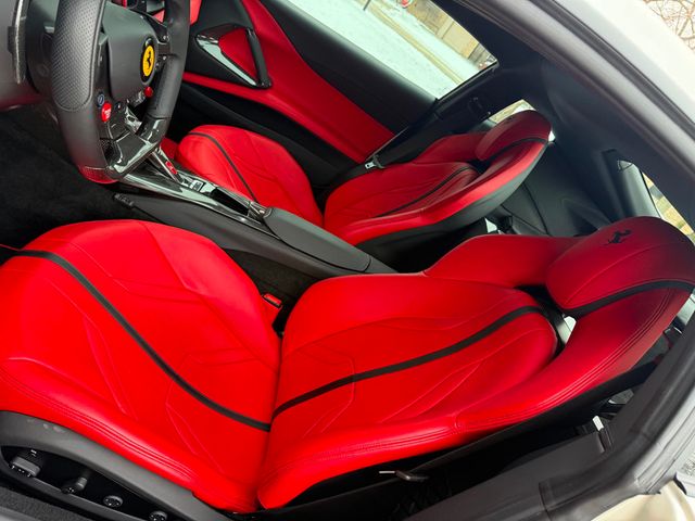 2018 Ferrari 812 Superfast BIANCO FUJI ONLY 2,000 MILES HIGH MSRP RARE SPEC - 22932333 - 34