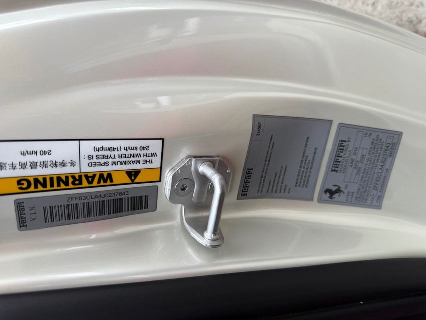 2018 Ferrari 812 Superfast BIANCO FUJI ONLY 2,000 MILES HIGH MSRP RARE SPEC - 22932333 - 42