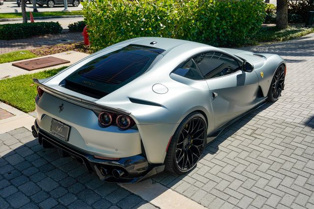 2018 Ferrari 812 Superfast Coupe - 23027154 - 25