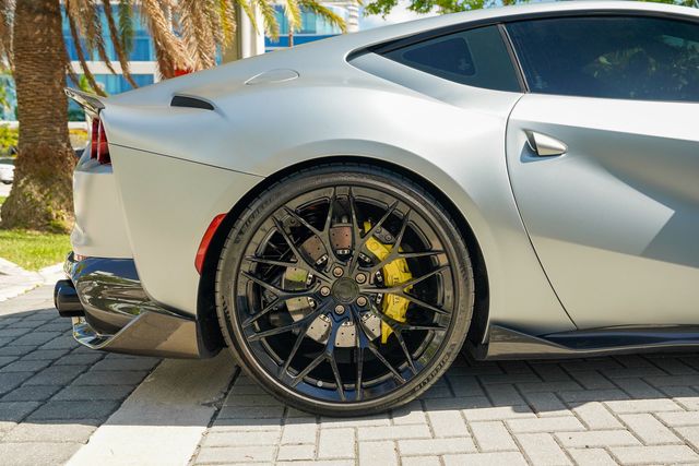 2018 Ferrari 812 Superfast Coupe - 23027154 - 28