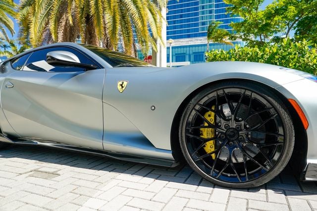 2018 Ferrari 812 Superfast Coupe - 23027154 - 32