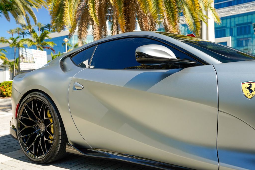 2018 Ferrari 812 Superfast Coupe - 23027154 - 33