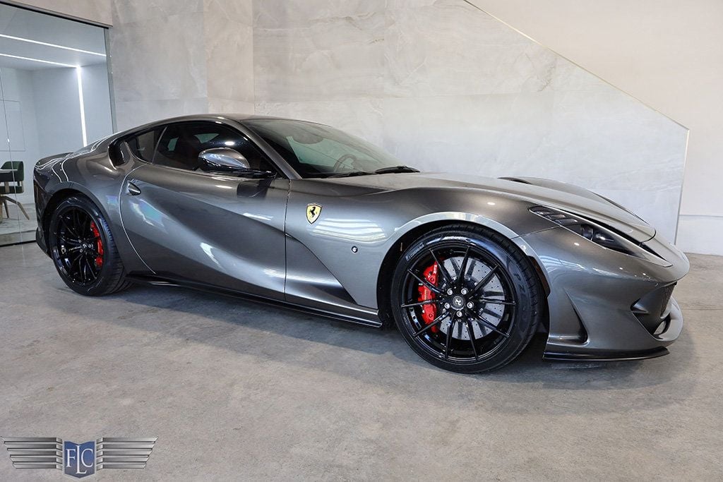 2018 Ferrari 812 Superfast Coupe - 22772285 - 0