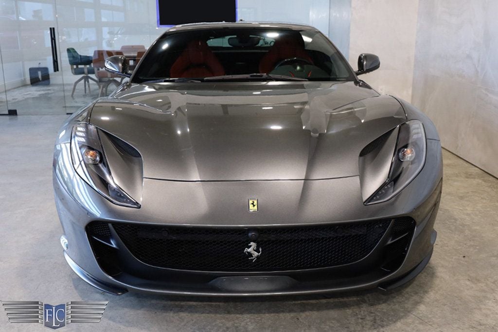 2018 Ferrari 812 Superfast Coupe - 22772285 - 6