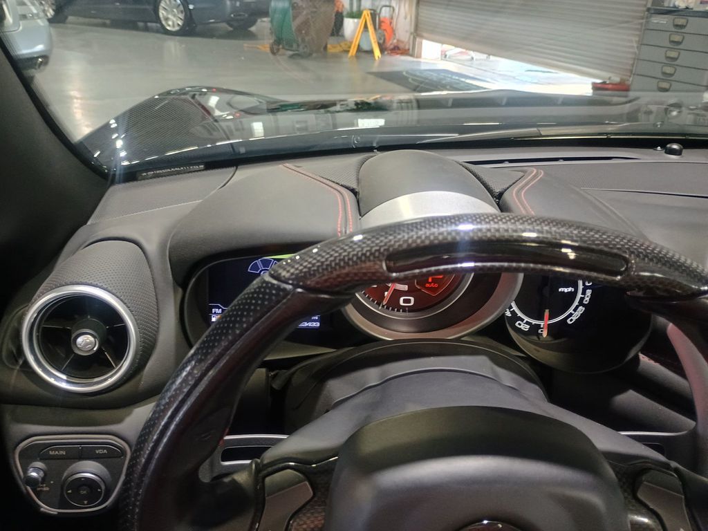 2018 Ferrari California T Convertible Clean Carfax - 22976702 - 22