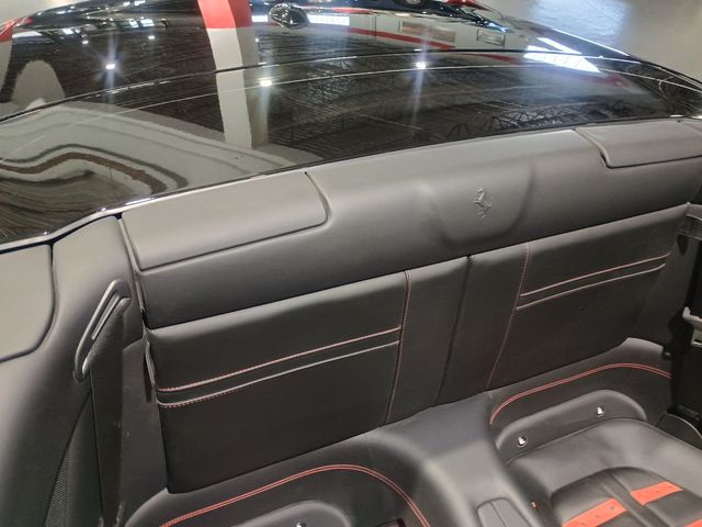 2018 Ferrari California T Convertible Clean Carfax - 22976702 - 31