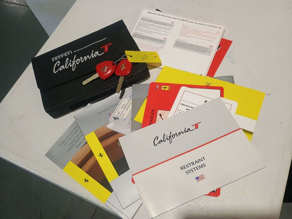 2018 Ferrari California T Convertible Clean Carfax - 22976702 - 53