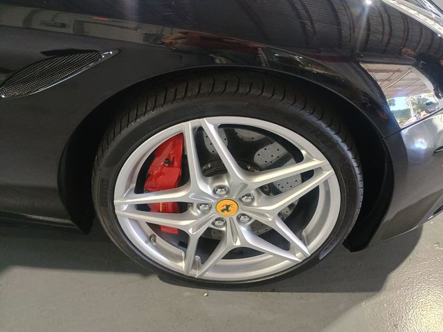 2018 Ferrari California T Convertible Clean Carfax - 22976702 - 57