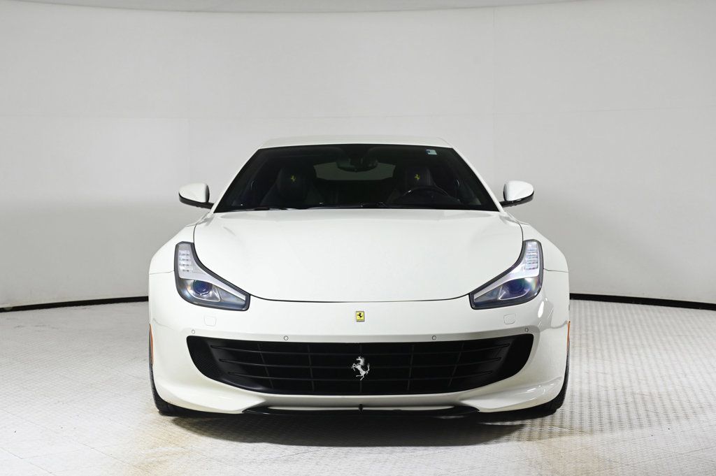 2018 Ferrari GTC4Lusso V12 - 22975426 - 10