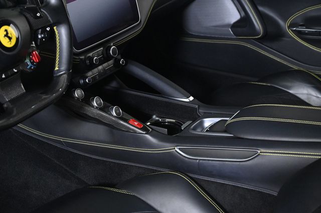 2018 Ferrari GTC4Lusso V12 - 22975426 - 15