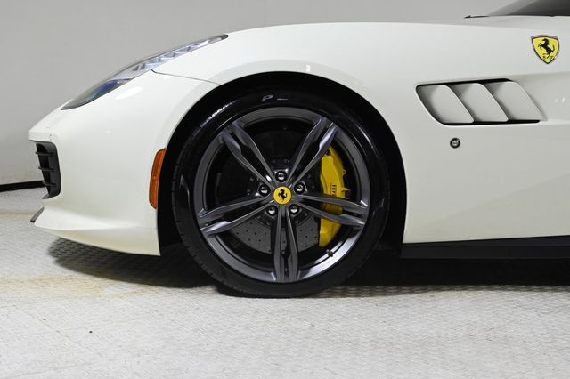 2018 Ferrari GTC4Lusso V12 - 22975426 - 29