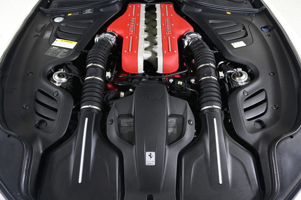 2018 Ferrari GTC4Lusso V12 - 22975426 - 4