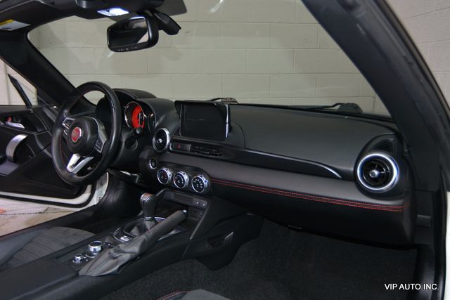 2018 FIAT 124 Spider Abarth Convertible - 22992319 - 15