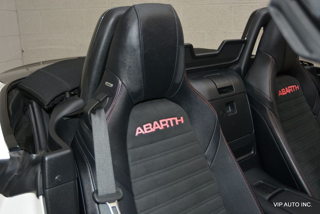 2018 FIAT 124 Spider Abarth Convertible - 22992319 - 17