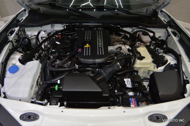 2018 FIAT 124 Spider Abarth Convertible - 22992319 - 31