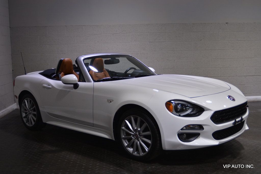 2018 FIAT 124 Spider Lusso Convertible - 22096816 - 38