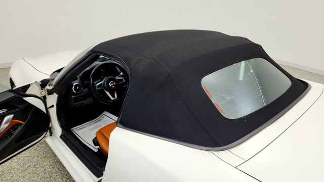 2018 FIAT 124 Spider Lusso Convertible w/ Navigation & Sound Group & Visibility Group - 23027061 - 9