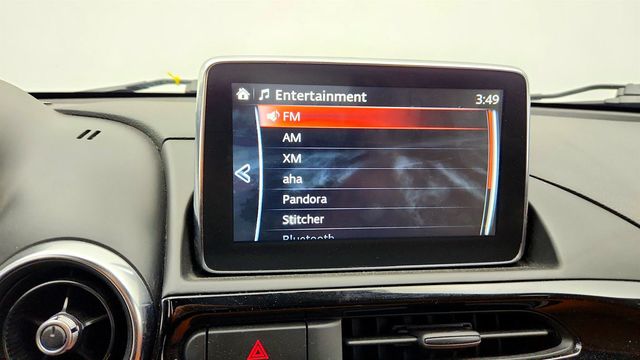 2018 FIAT 124 Spider Lusso Convertible w/ Navigation & Sound Group & Visibility Group - 23027061 - 18