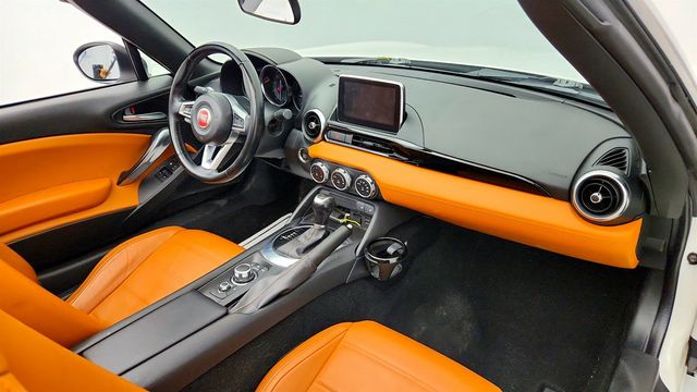 2018 FIAT 124 Spider Lusso Convertible w/ Navigation & Sound Group & Visibility Group - 23027061 - 23