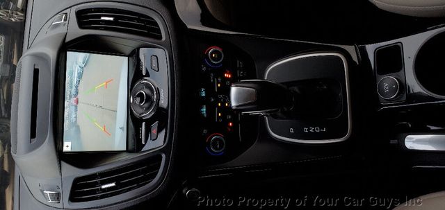 2018 Ford C-Max Hybrid Titanium FWD - 22842974 - 20