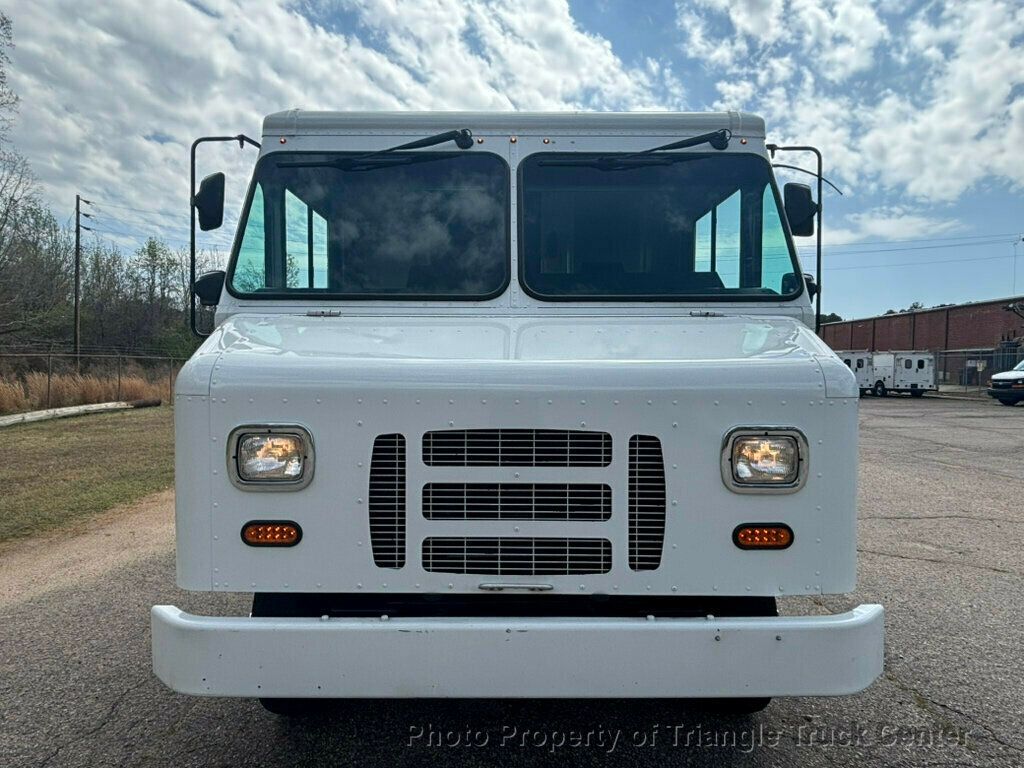 2018 Ford E350HD STEP VAN JUST 64k MILES! SUPER NICE TRUCK! FINANCE OR LEASE! - 23002301 - 1