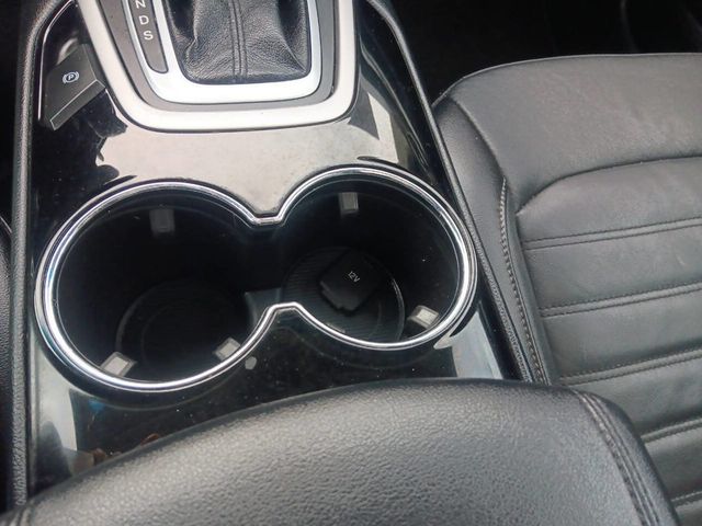 2018 Ford Edge SEL AWD - 22932565 - 13