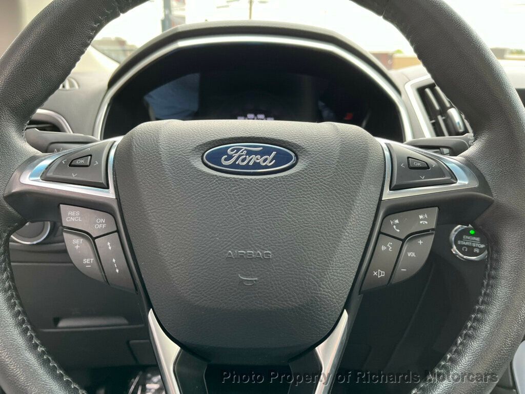 2018 Ford Edge Titanium AWD - 22427685 - 13