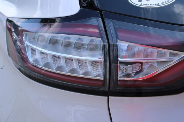 2018 Ford Edge Titanium FWD - 23068945 - 11