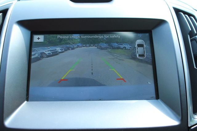 2018 Ford Edge Titanium FWD - 23068945 - 17