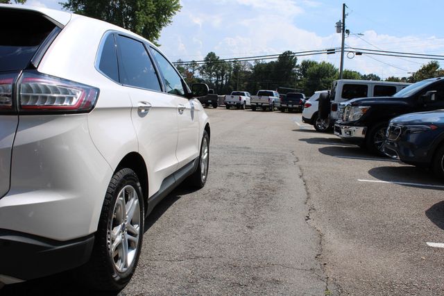 2018 Ford Edge Titanium FWD - 23068945 - 32