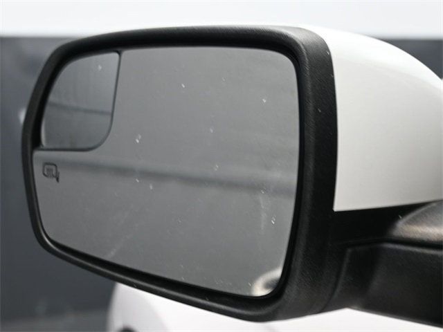 2018 Ford Edge Titanium FWD - 22974724 - 9