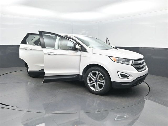 2018 Ford Edge Titanium FWD - 22974724 - 39