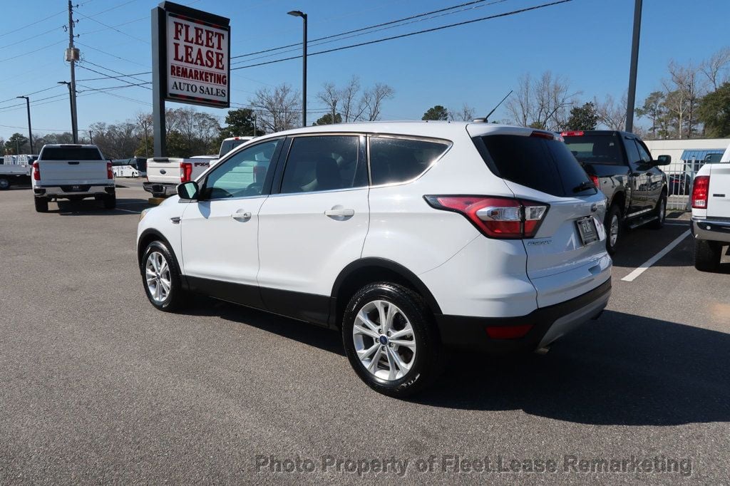 2018 Ford Escape Escape FWD SE - 22782564 - 2