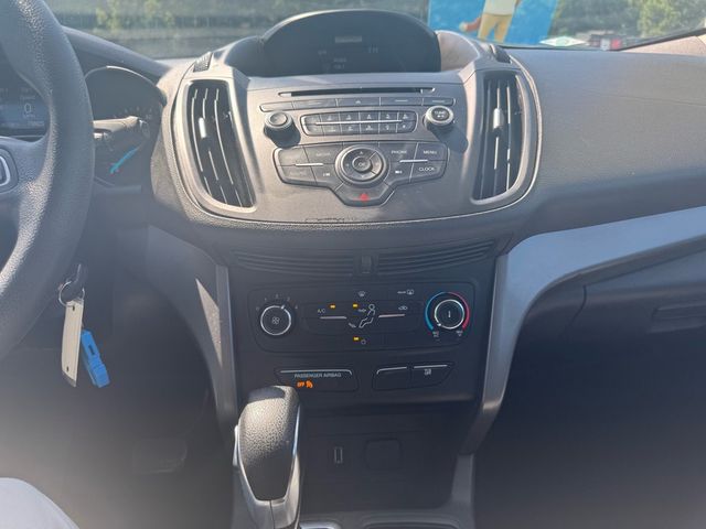 2018 Ford Escape S - 23064970 - 17