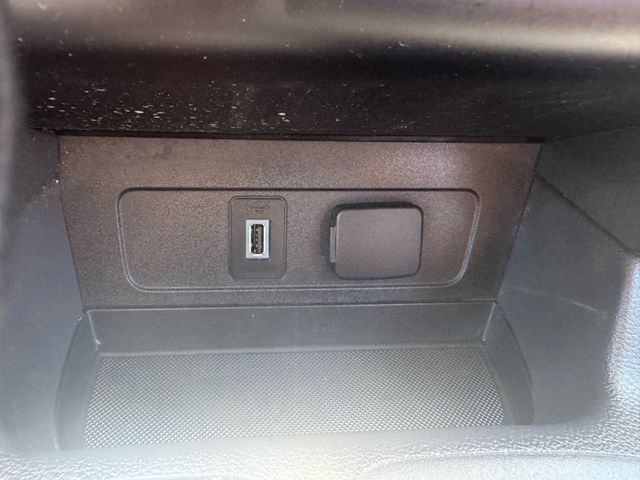 2018 Ford Escape S - 23064970 - 22