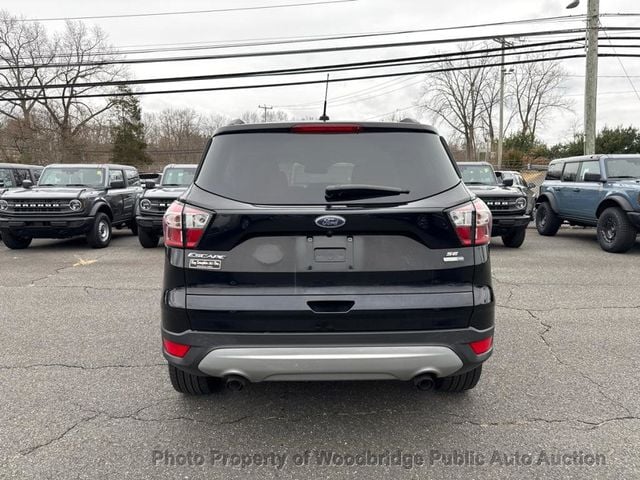 2018 Ford Escape SE 4WD - 23017232 - 16