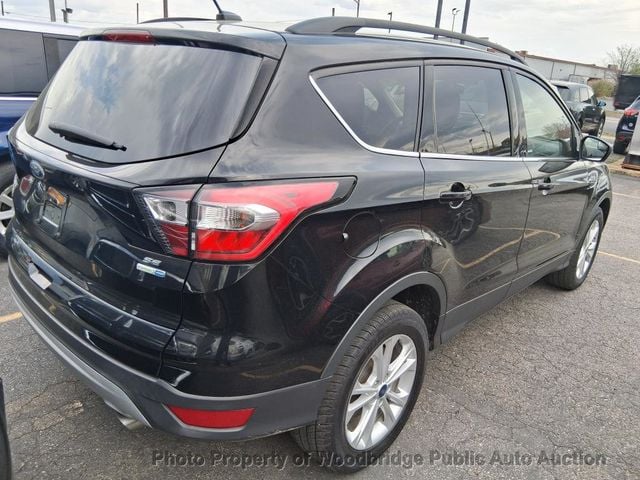 2018 Ford Escape SE 4WD - 23017232 - 3