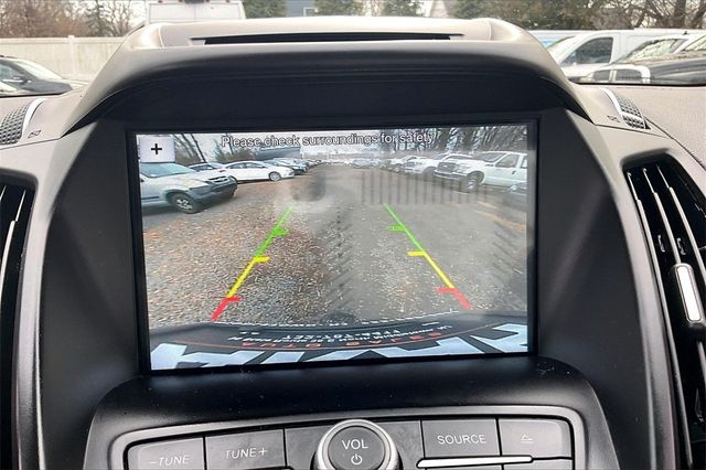 2018 Ford Escape SE 4WD - 22969410 - 26