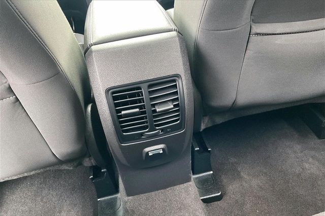 2018 Ford Escape SE 4WD - 22969410 - 34