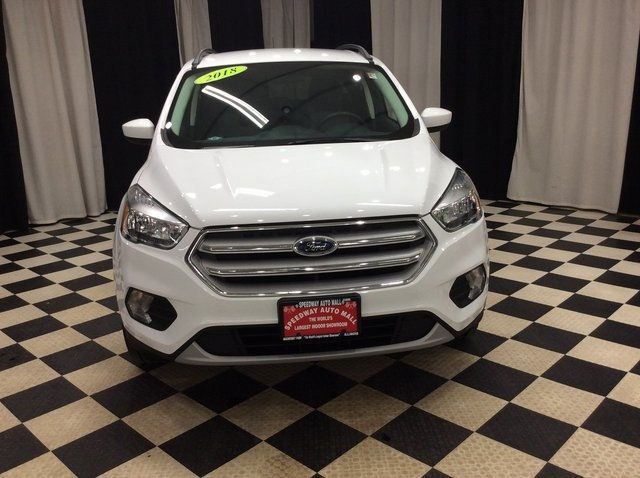 2018 Ford Escape SE 4WD - 22157422 - 1