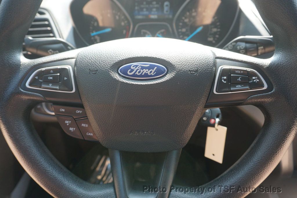 2018 Ford Escape SE 4WD PANORAMIC ROOF REAR CAMERA HEATED SEATS BLUETOOTH LOADED! - 22593057 - 27