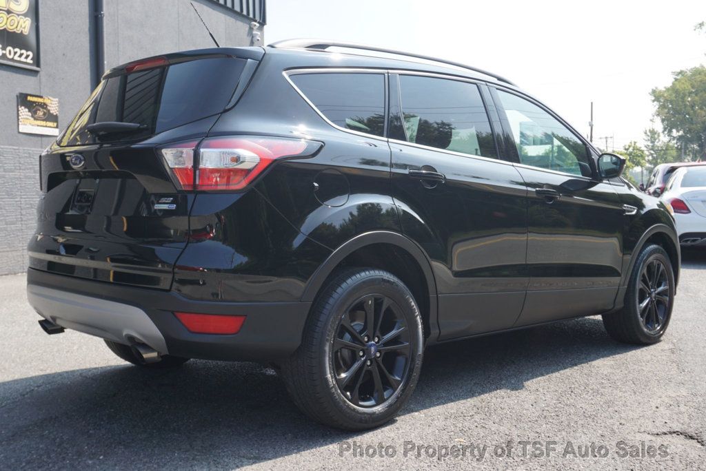 2018 Ford Escape SE 4WD PANORAMIC ROOF REAR CAMERA HEATED SEATS BLUETOOTH LOADED! - 22593057 - 6