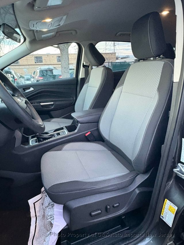 2018 Ford Escape SE 4WD,SYNC 3 PACKAGE - 22975820 - 16