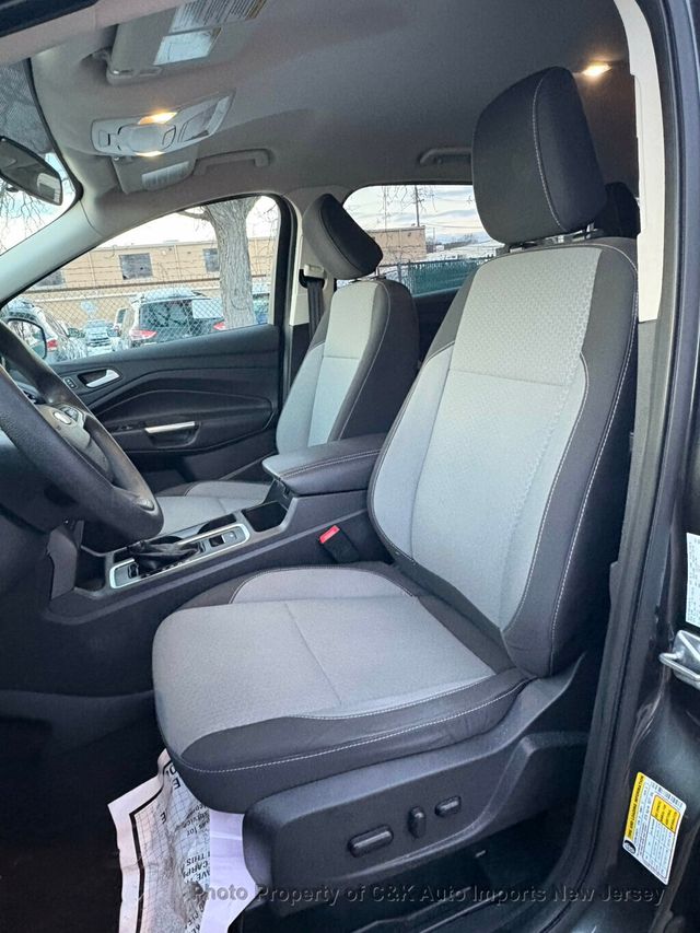 2018 Ford Escape SE 4WD,SYNC 3 PACKAGE - 22975820 - 17