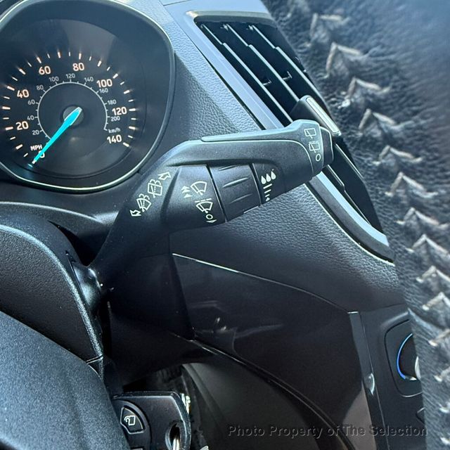 2018 Ford Escape SE 4WD W/SE SPORT APPEARANCE PACKAGE & 19" WHEELS - 23017544 - 25